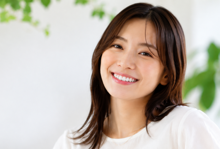笑顔の女性